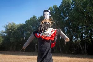 SCARECROWS, JUDY GARLAND