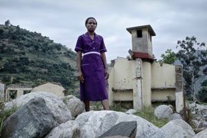 Sophia Kabugho - from a series HOMELESS NURSESraging water, the human factor