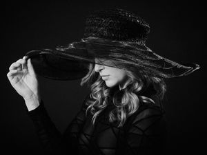 Hat 7