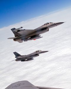 Two Refueled F16s