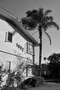 1802 Oak St.
