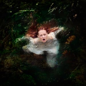 INSURGENT OPHELIA. A contemporary representation.