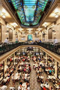 <a href="https://andrewprokos.com/photo/confeitaria-colombo-interior-rio-1987/">Confeitaria Colombo Interior I</a>
