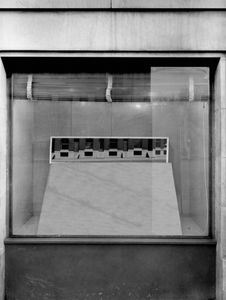 the idea of an exhibition, the facade 2