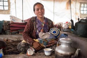 A woman from Ringmo with her baby. Upper Dolpo, Nepal, June 2017.