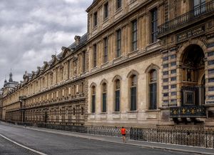 Runner by the Louvre, Paris