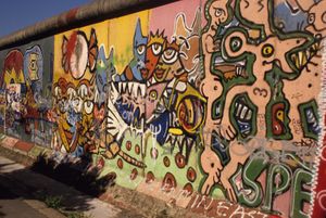 The Berlin Wall - rat dance