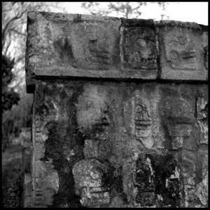 Tzompantli
