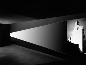 the idea of an exhibition, the facade