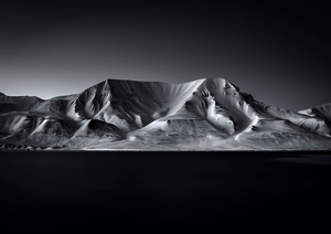 Mountain Hjorthfjellet SPITSBERGEN