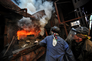Dushanbe. Burning seized drug.