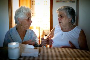 Documentary photography, Portrait, Family, Sisters, Immigration. © Irena Siwiak Atamewan