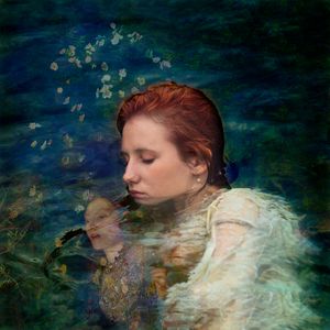 INSURGENT OPHELIA. A contemporary representation.