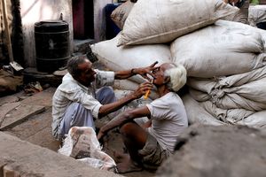 Street barber