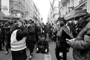 Anti-vaccine pass and Yellow Vests protest