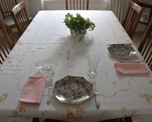 Dining room.