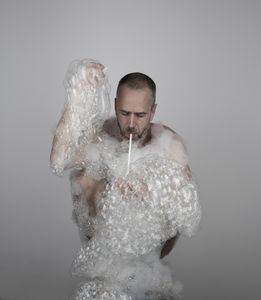 HomoBulla