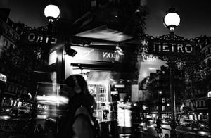 Paris: Refracté #9