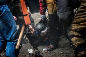 Behind Kiev's barricades_37