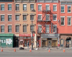 The Color of New York on the street