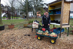 J & E foodsaving 00430