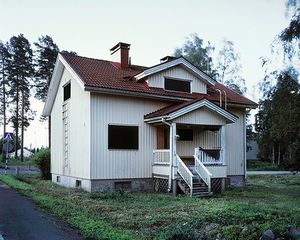 A Black Eyed House