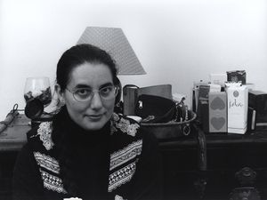 Roxana Trestioreanu - Visual artist / Professor