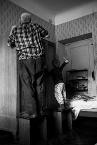 Dismantling the old heavy cupboard