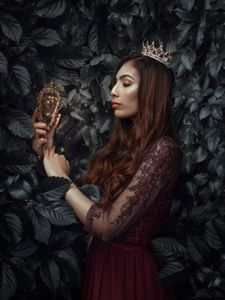 Mirror Mirror