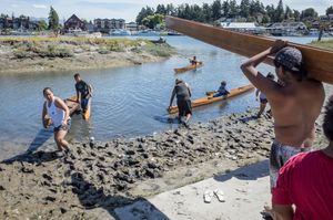 Canoe Racers