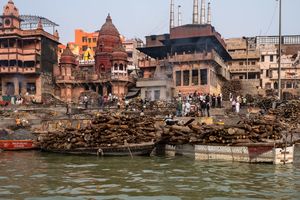 legno di sandalo a Varanasi
