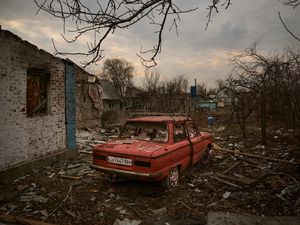 Donbass: No Man's Land
