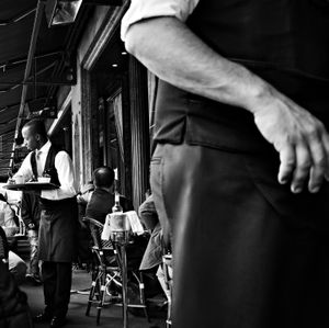 garçon de café - café de la paix