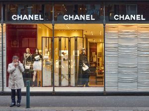 cross the chanel!