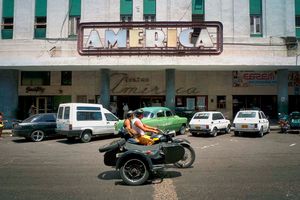 América