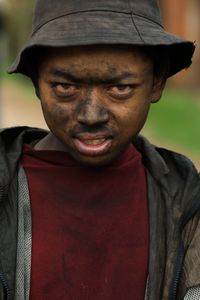 Young coal delivery boy                ©Albert Normandin