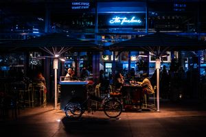 Canary Wharf after dark 11