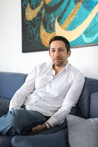 Sharif Nashashibi is a Palestinian-Syrian journalist and analyst on Arab affairs based in London. He’s co-founder of the Arab Media Watch, and a regular contributor to Al Arabiya English, The Middle East magazine, The Guardian, The National, the Middle East Eye and Al Jazeera. © David Brunetti