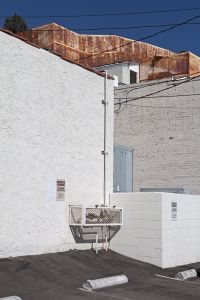Back Wall, Honolulu Ave, Montrose