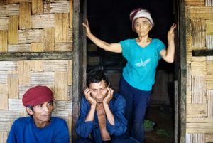 Billit Aboli mourns the death of his brother who was killed by Filipino soldiers.