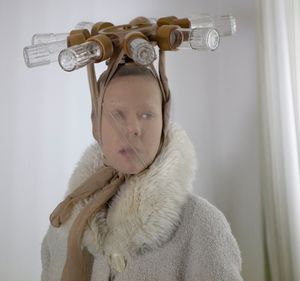 Hilde | 106 x 106 cm | 2012 © Catrine Val