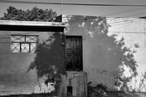 Door with shadow, Pátzcuaro, 2018