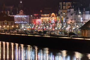 Trouville la nuit