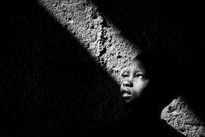A sombra. Avistar uma luz de um futuro bom.