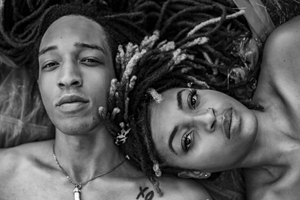 Black Pomegranate: The Sweet Story of Interlacing Locks.