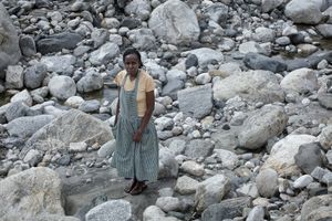 Matilda Nyakake - from a series HOMELESS NURSESraging water, the human factor