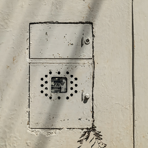 From the series ElectriCity/Della serie ElettriCittà.