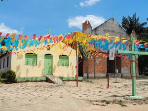 Green cross and streamers (Tambaí-Açu Quilombo, Mocajuba, Pará, Amazônia, Brazil)