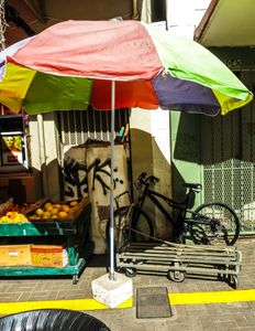 Untited, Series Chinatown, mid-week market, Oahu, Hi  2019