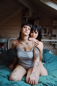 Charlotte & Anna, Sapphic Lovers